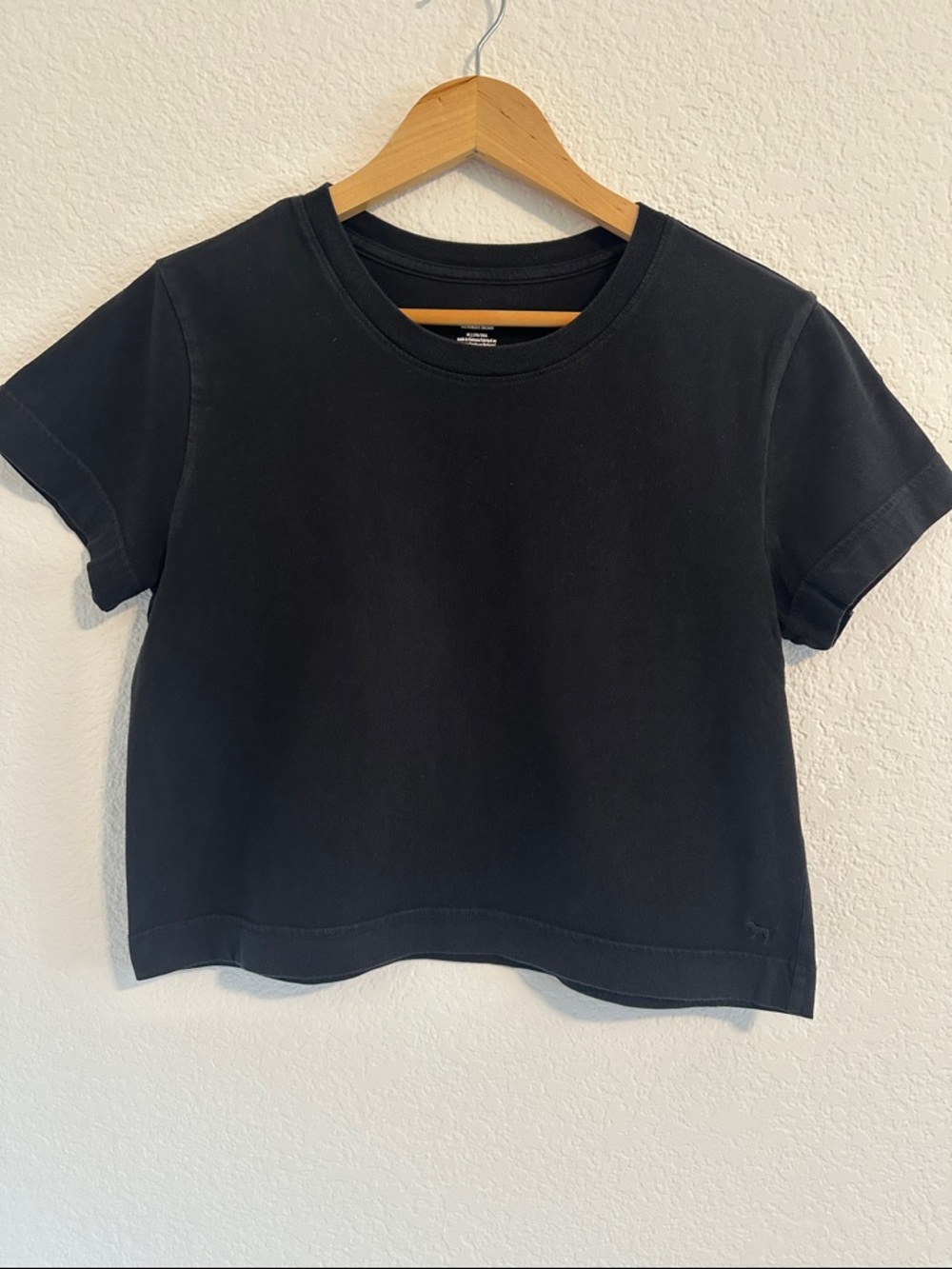 PINK Victoria's Secret Black Cropped Crewneck Tee